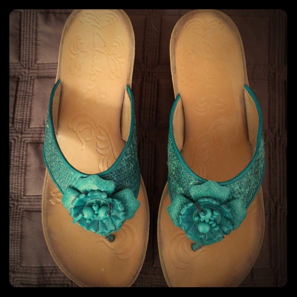 clarks turquoise shoes